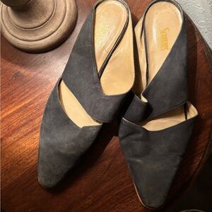 Stylish Leather Upper Shoes made in Brazil.